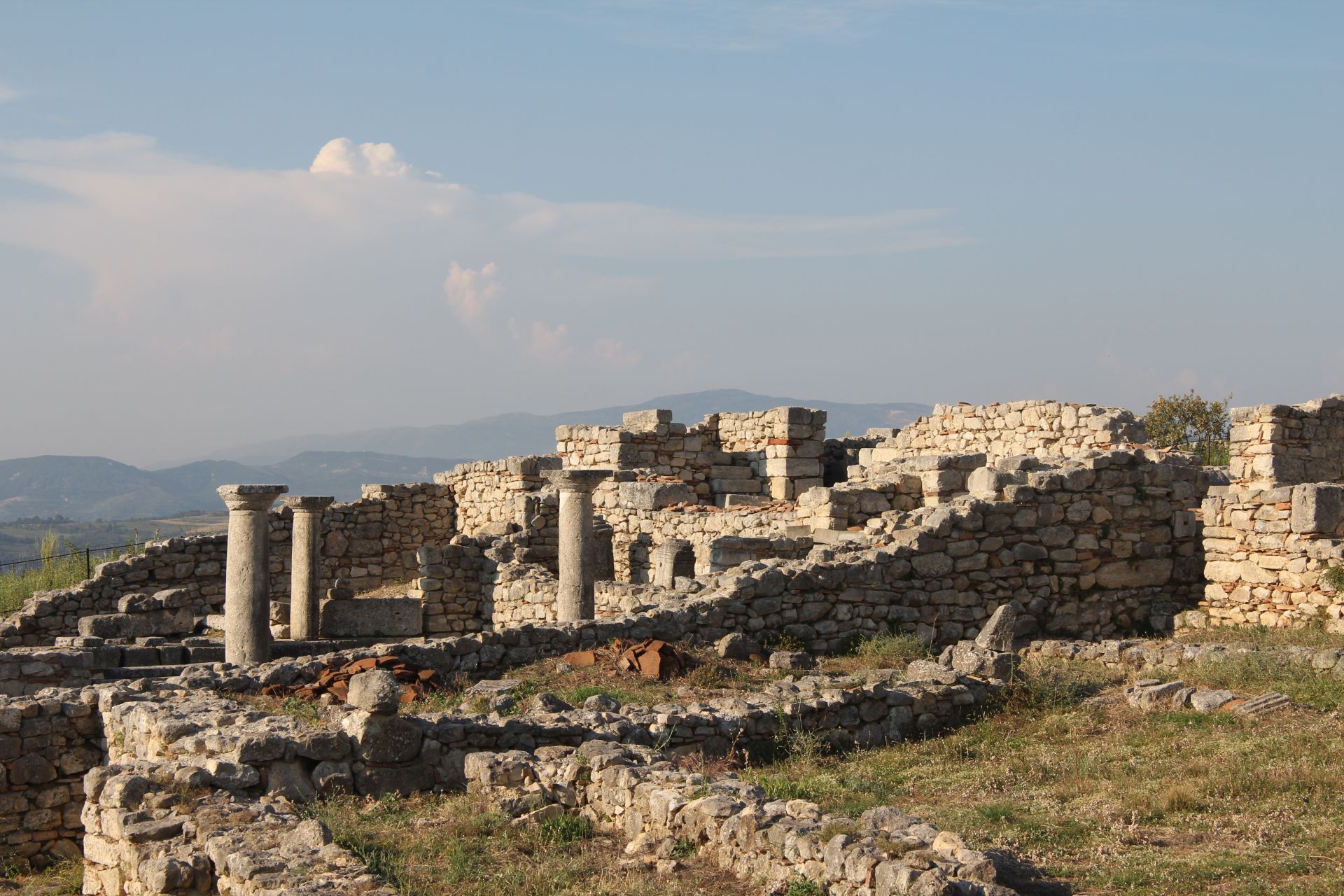 Parco archeologico di Byllis - Guida archeologica dell'Albania